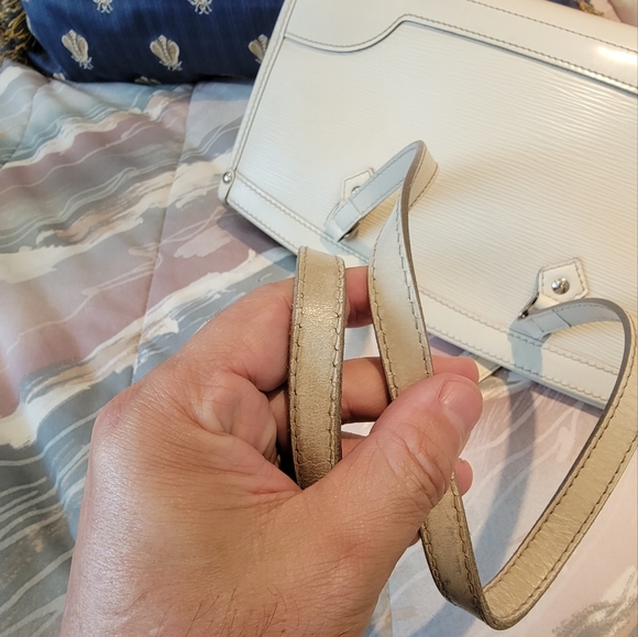 Louis Vuitton Ivory Epi Madeline Leather Handbag PM - Picture 7 of 12